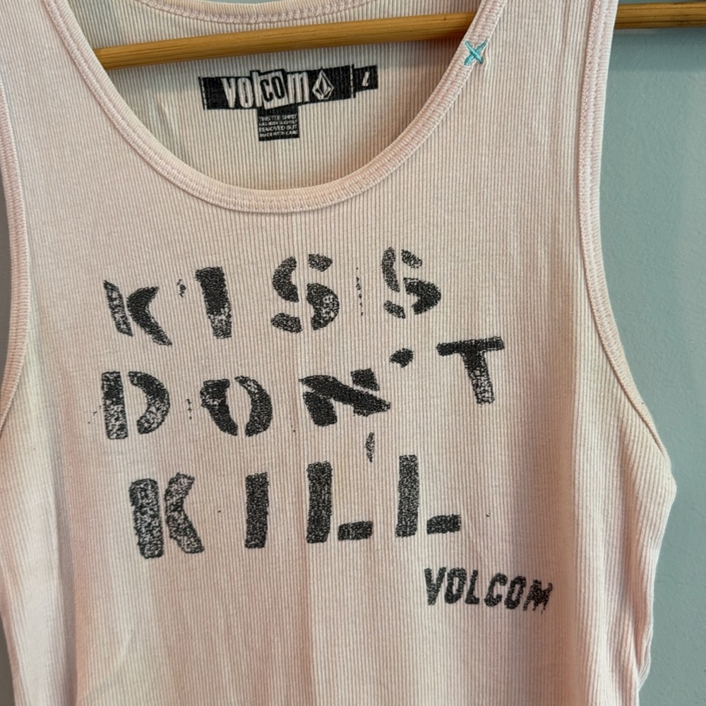 Volcom | Light Pink Sleeveless Top “Kiss Don’t Kill” - Picture 2 of 8